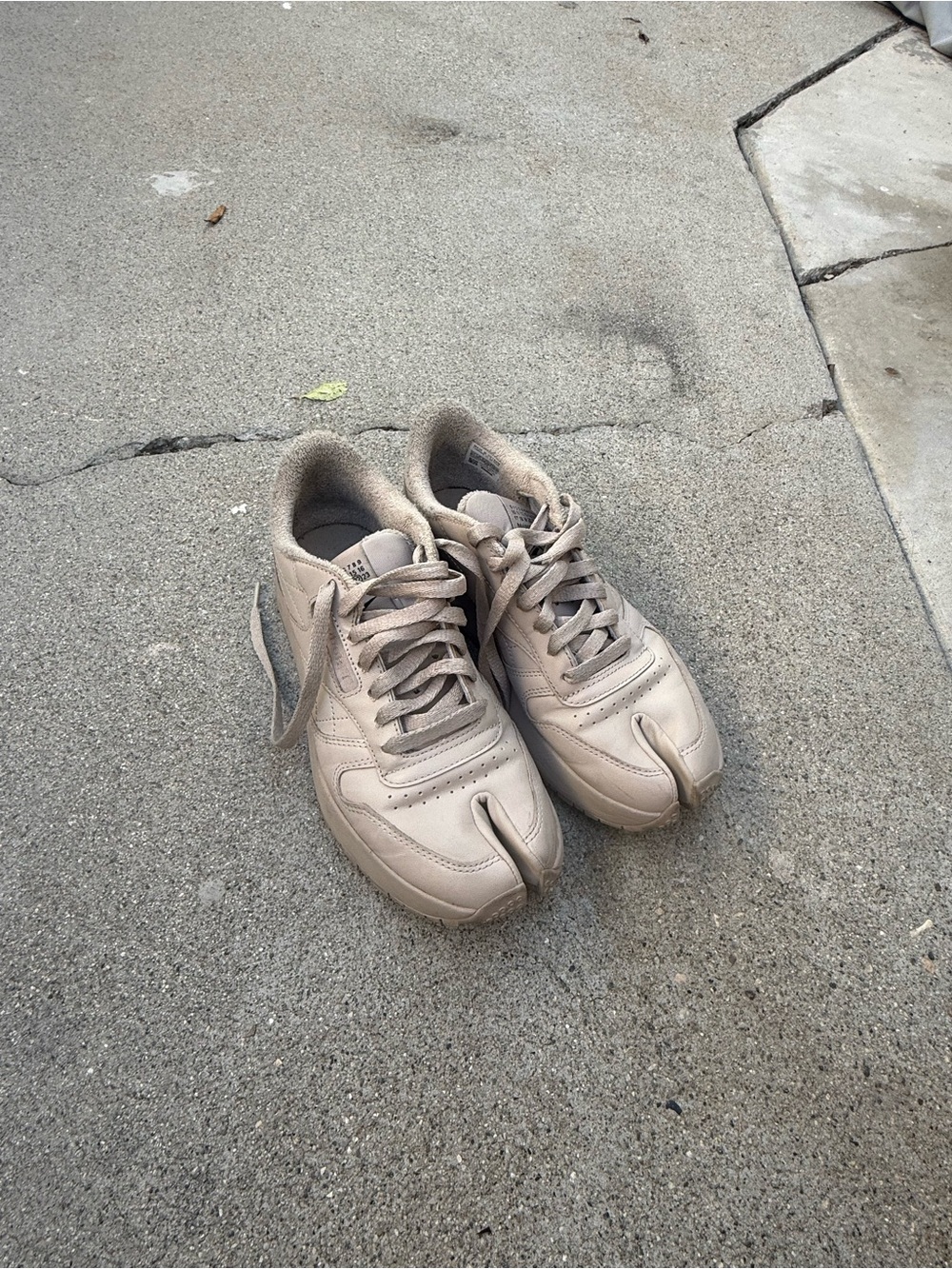 Maison Margiela x Reebok Tabi Toe Athletic Sneakers in Beige